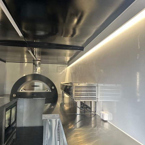 Pizza Foodtruck Sprinter Thumbnail 3